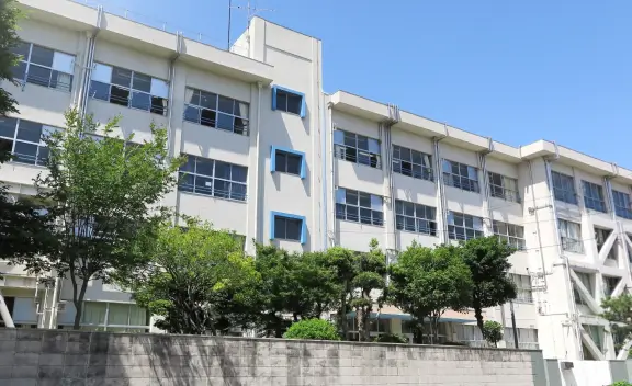 学校